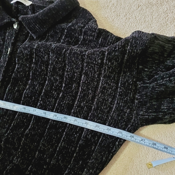 Double Zero Black Velvet Chenille Collared Button Up Boxy Cardigan L - Picture 5 of 6